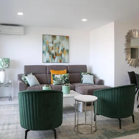 Beautiful Apartment, Close To The Beach! Nazare
