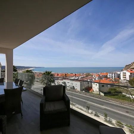 Beautiful Apartment, Close To The Beach! Nazare
