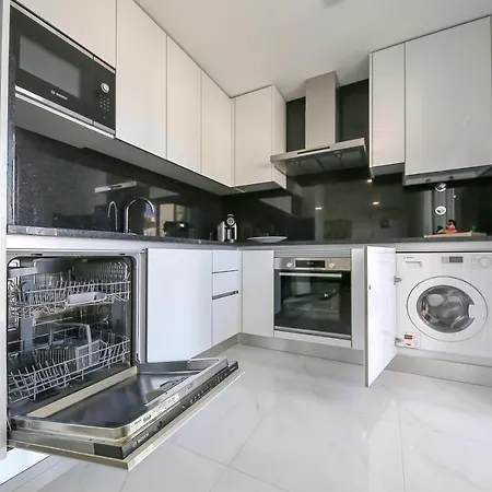 Beautiful Apartment, Close To The Beach! アパート