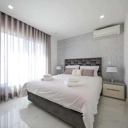 Beautiful Apartment, Close To The Beach! アパート *
